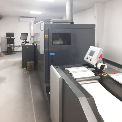 Impresora digital HP Serie 3 en la planta de LisiChile