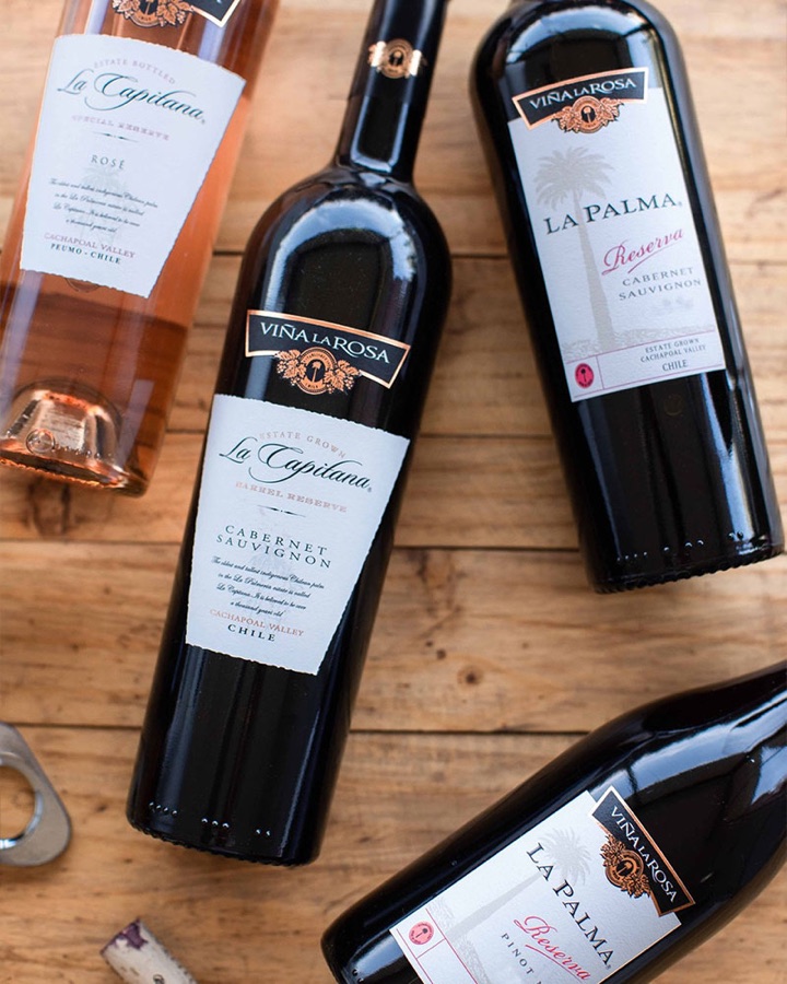 Botellas de La Capitana y La Palma de Viña La Rosa